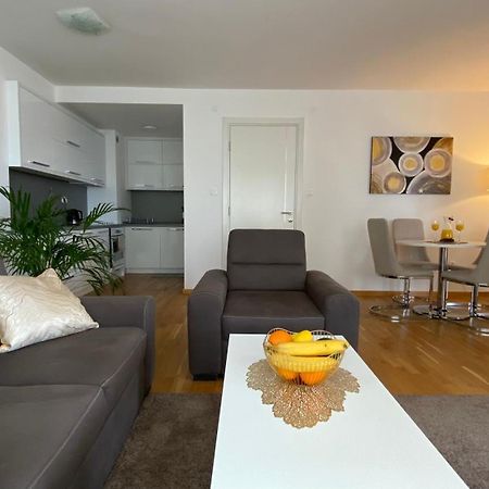 Four Views Apartments 布德瓦 外观 照片