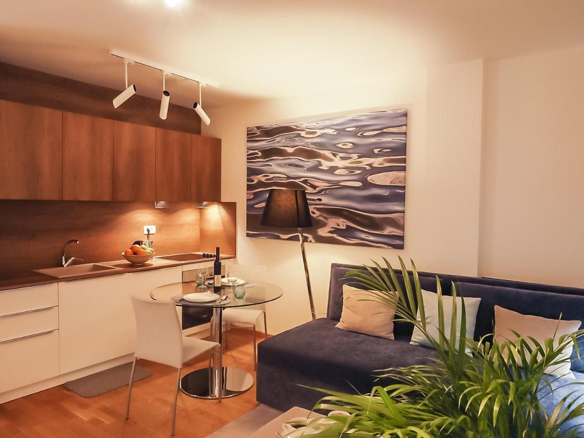 Four Views Apartments 布德瓦 外观 照片