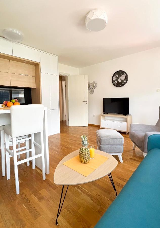 Four Views Apartments 布德瓦 外观 照片